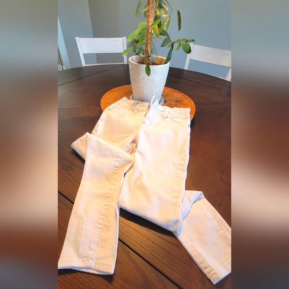 Royalty for Me ankle high rise white Jean size 4